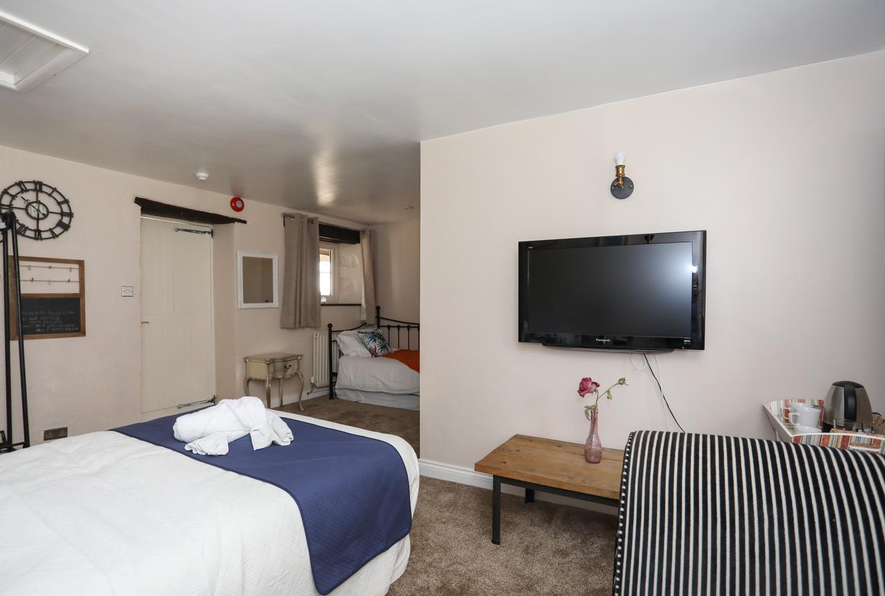 Merrymouth Fifield Esterno foto